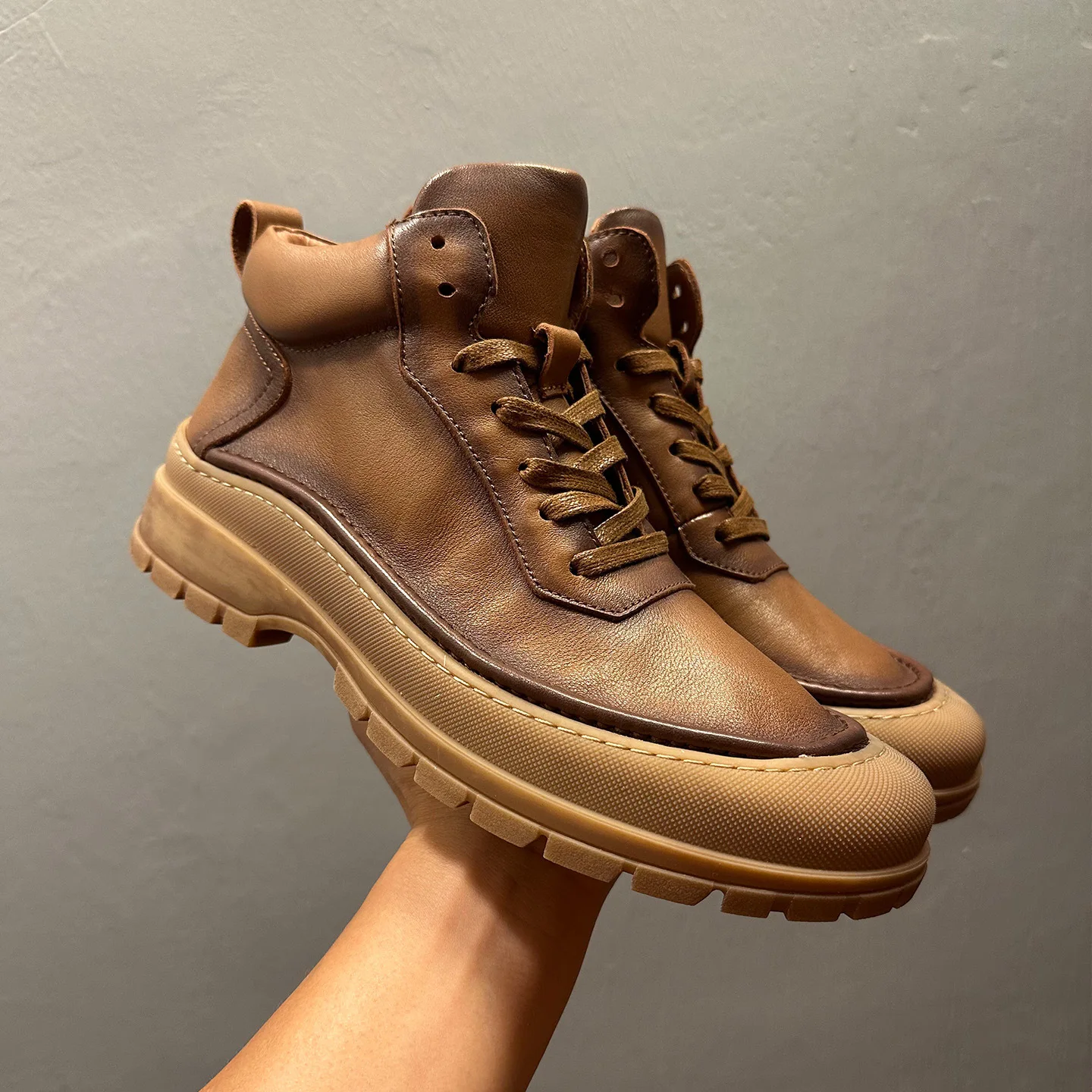 

YETTIES Men's Fleece Lined Leather Boots, Combat Boots British Vintage Combat Ankle Boots, Genuine Cowhide Winter Casual Shoes