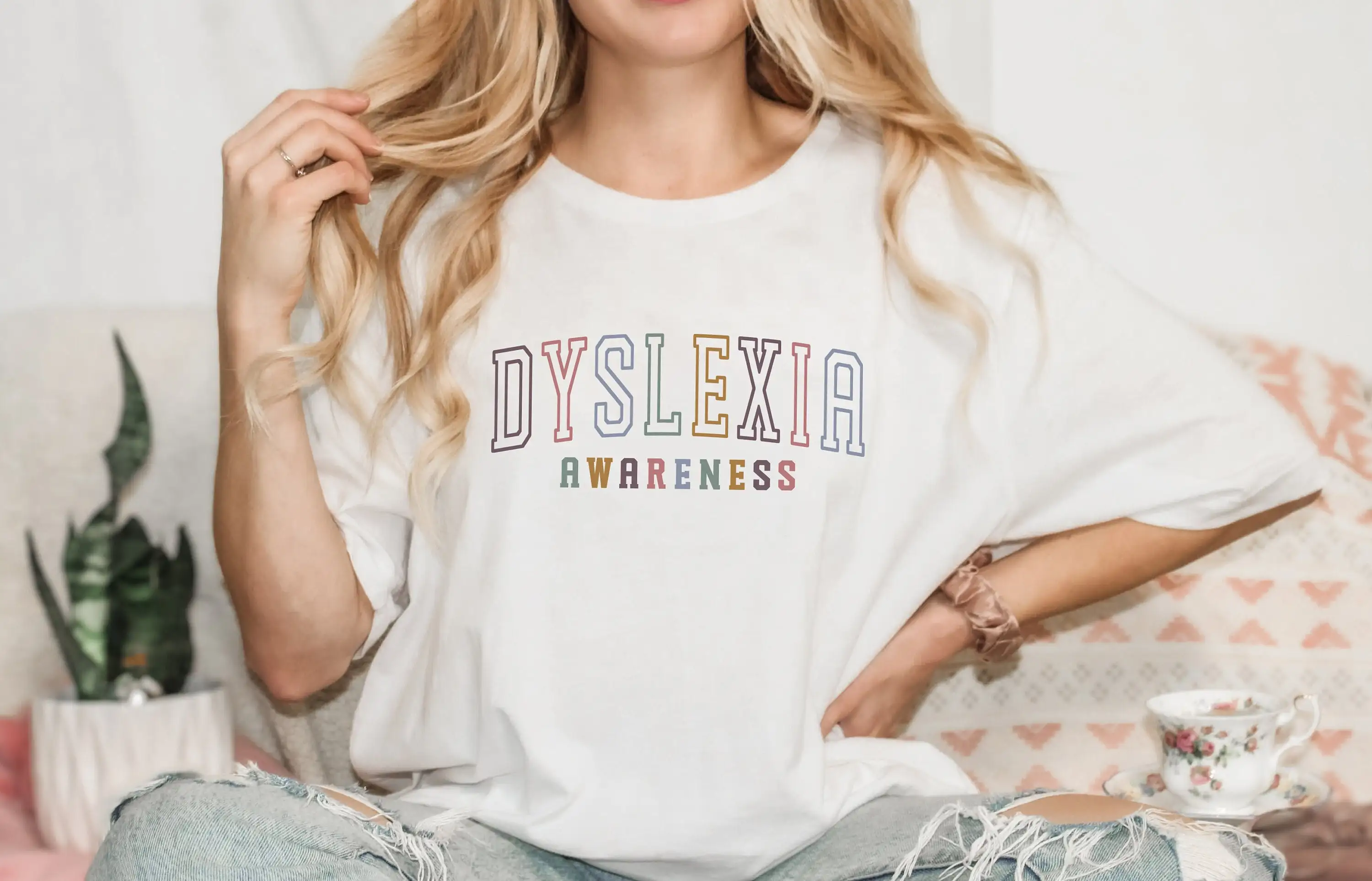 Dyslexia Awareness T Shirt Therapist Specialist Teacher