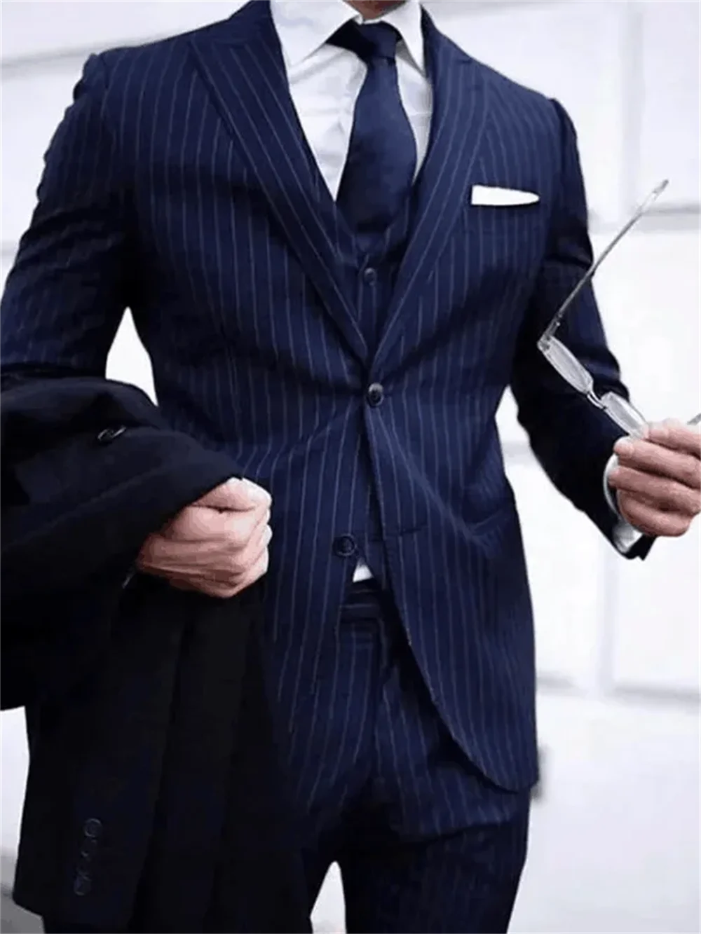 3 Piece Navy Blue Striped Suits for Men Slim Fit Groom Tuxedos Peak Lapel Business Formal Party Blazer Vest Pants Costume Homme