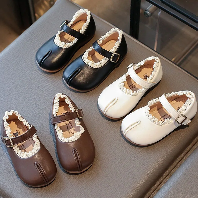 

New Children's Flats Simple Lolita Girls Princess Leather Shoes Walking Versatile Sweet Pleated Kids Causal Fashion Shoes