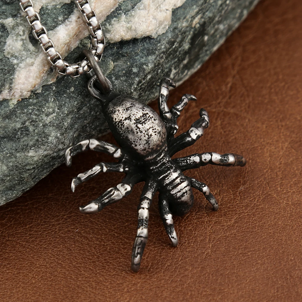 Unique Vintage Spider Necklace Gothic Stainless Steel Animal Pendant for Men Women Fashion Amulet Jewelry Accessories Wholesale