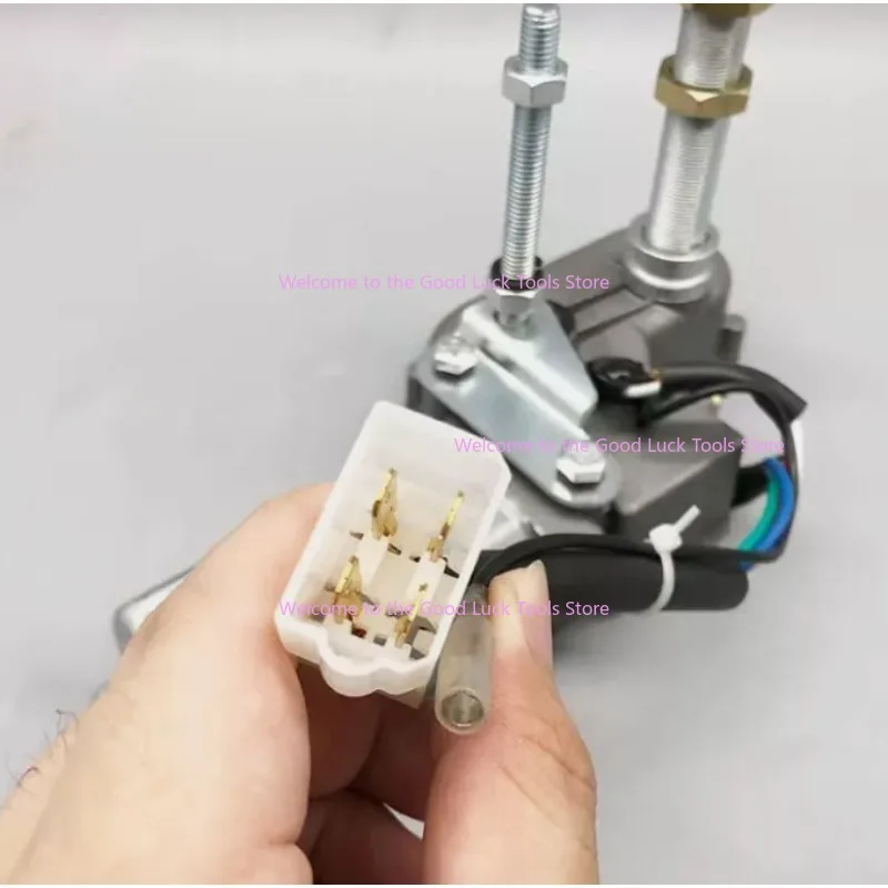 

1PC Wiper Motor For Doosan Daewoo DH60-7 80-7 Wiper Motor 12V Excavator