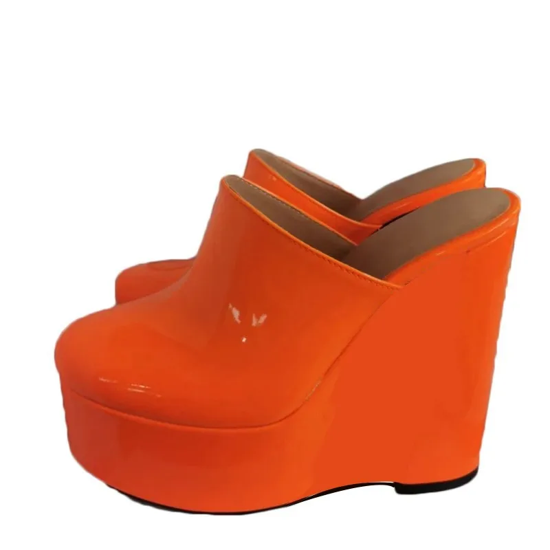 

DIZHUANG Sexy women's high-heeled slippers. Orange patent leather slippers. About 15cm heel height. Closed toe slippers. 34-46