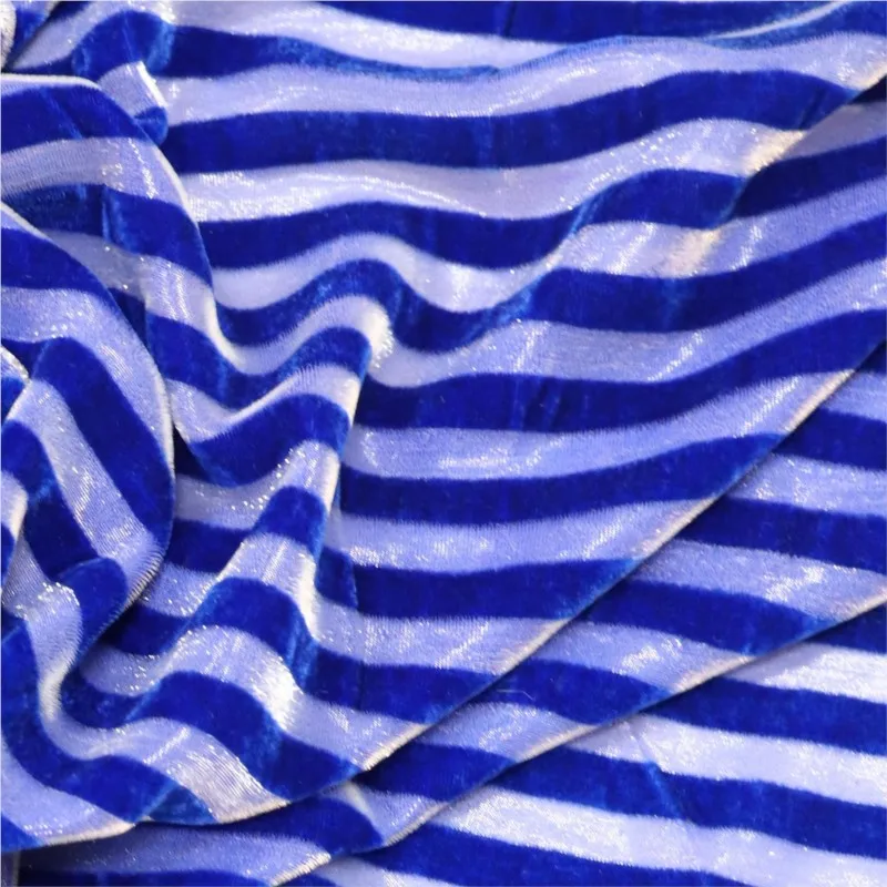 실크 스트라이프 의류 원단 밝은 색상의 벨벳 드레스와 치파오