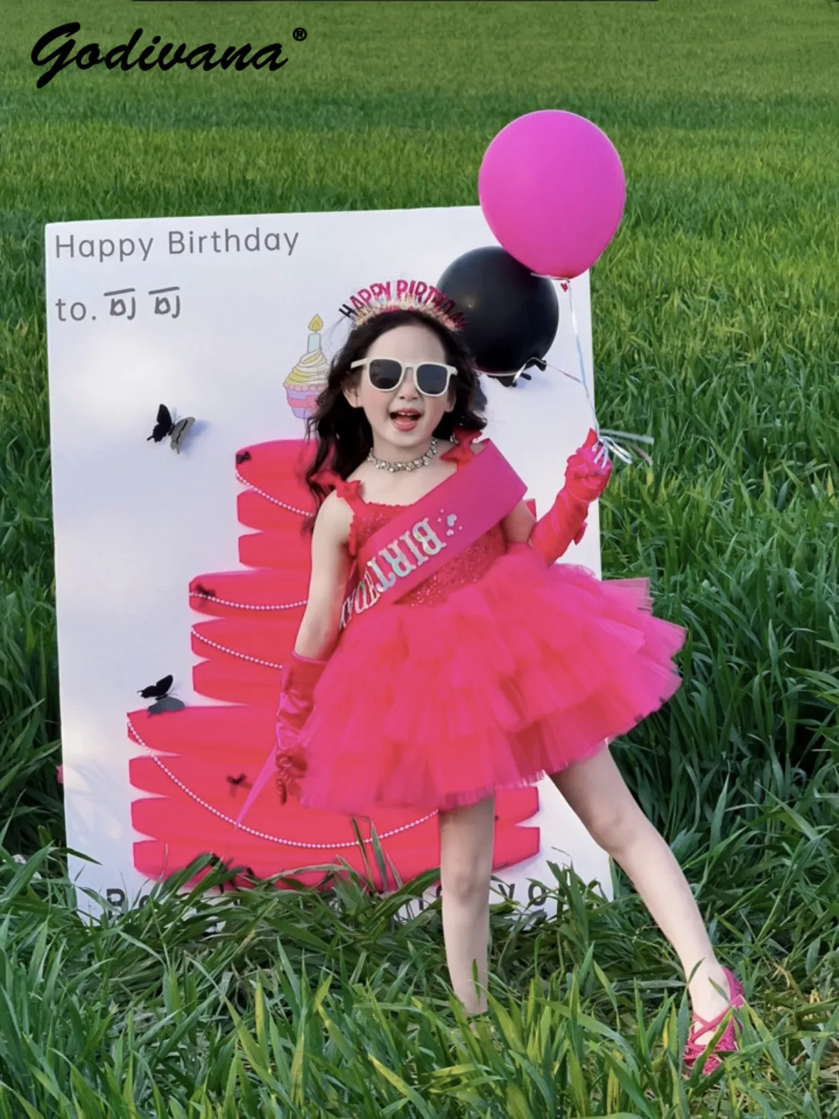 

2026 Summer New Baby Girls Red Lolita Princess Dress Childrens Sleeveless Sequin Tulle Birthday Party Performance Cake Dresses