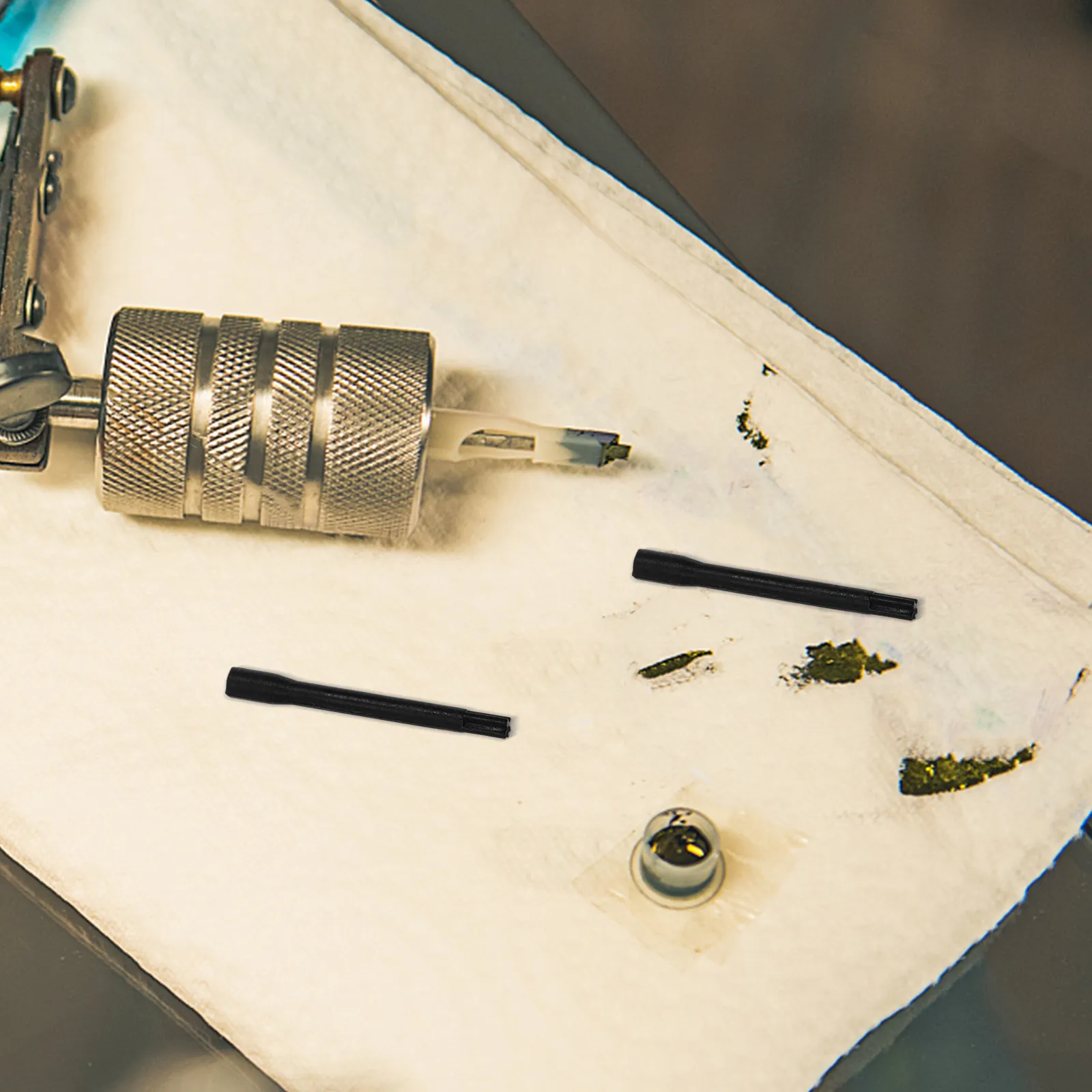 

100Pcs ABS Disposable Stirring Rod for Pigment Mixing Tattoo Coloring Machines Lightweight Easy Grip Sanitary Single Use