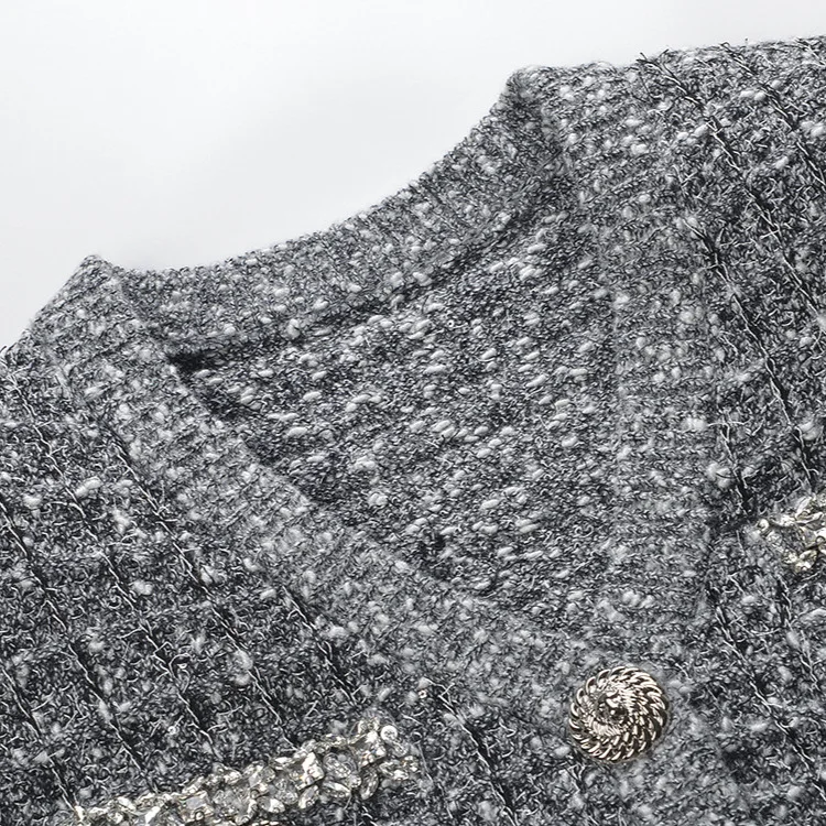 2025年春新作 スレ スモール フランス風 ダイヤモンド装飾 ライオンヘッド ブルー エレ 多用途 Vネック トップコート レディース