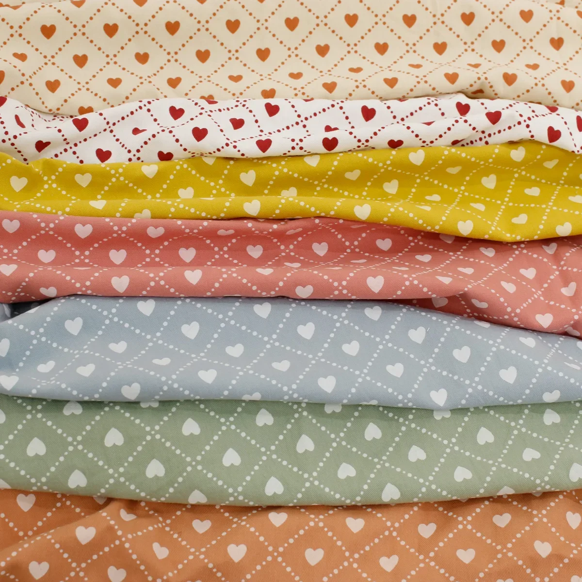 100CM*150CM Cute Peach Heart Fabric 100%Cotton DIY Sewing Cloth For Baby Clothes, Girls' Shirts, Dressing, Bed Sheets