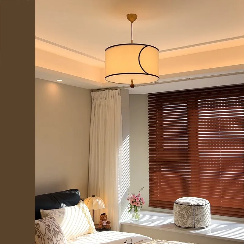 Camera da letto antica francese in tessuto leggero camera da letto principale Camera giapponese Lampade calde retrò americane