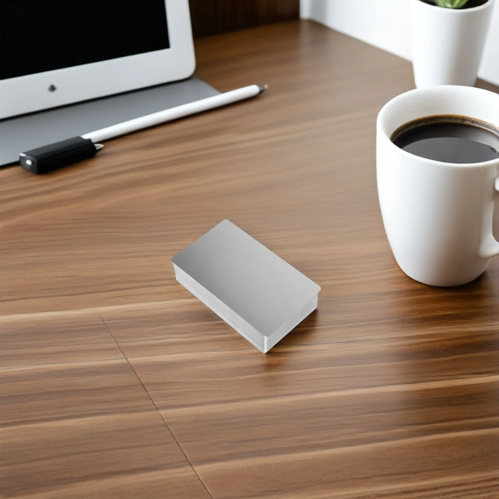 200 قطعة من صفائح الألومنيوم والنقش بالليزر 86X54X0.21 مللي متر الفراغات المعدنية الدقيقة لتقوم بها بنفسك بطاقات الأعمال لوحات اسم المكتب Vip