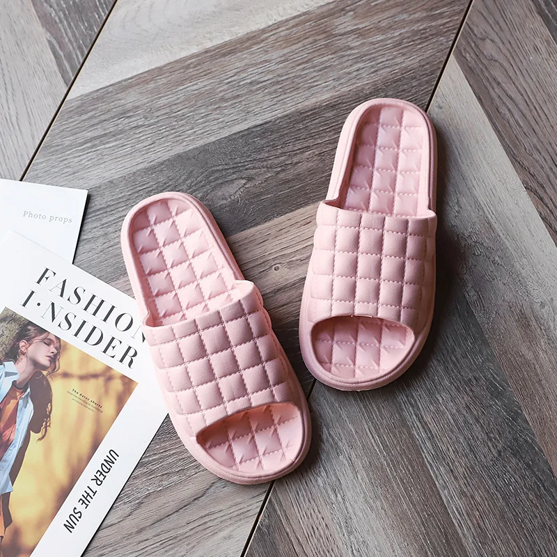 Women Indoor Home Slippers Summer Soft Comfortable Flip Flops Bath Slippers Couple Family Flat Shoes Hotel Sandals