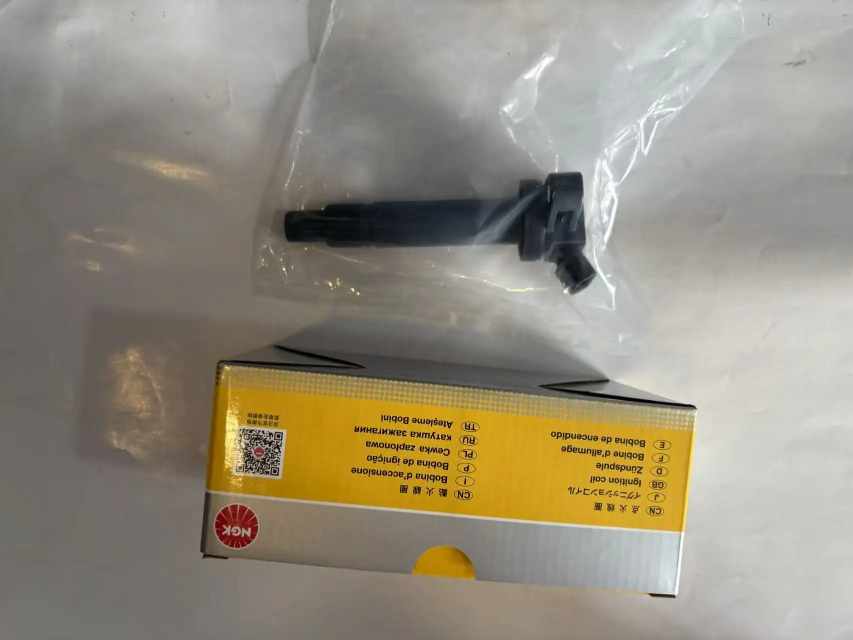 

1 шт. OE НОМЕР 90919-02249 КАТУШКА ЗАЖИГАНИЯ NGK U5065/48235 ДЛЯ TOYOTA/LEXUS 4,3/4,7L