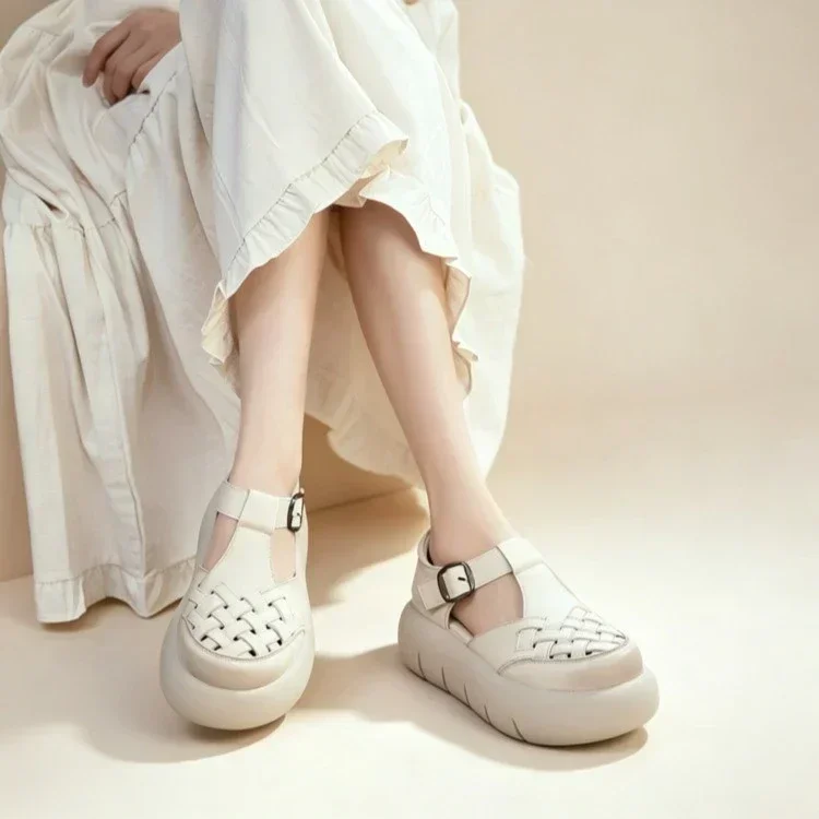 Fashion Summer Women's Sandals Neutral Daily Sandals Middle Heel Sponge Bottom Baotou Buckle Strap 2027 Hot Sale Shoes for Women
