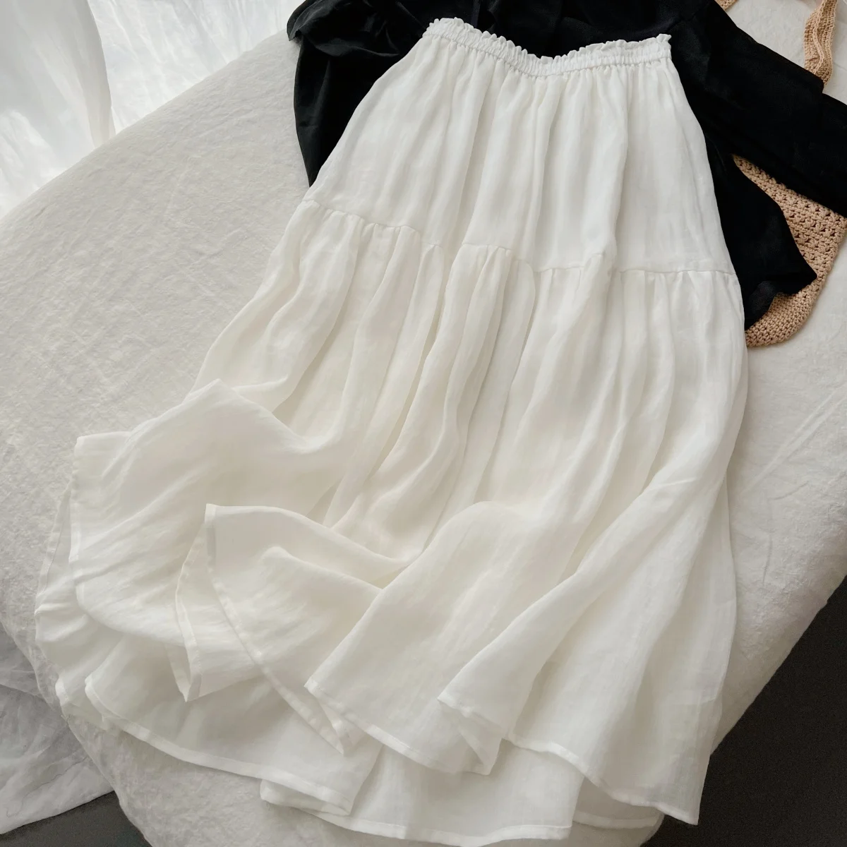 

Белая женская юбка-миди А-силуэта с эффектом многослойности, летняя новинка, модный дизайн, подчеркивающий бедра, подходит для повседневной носки