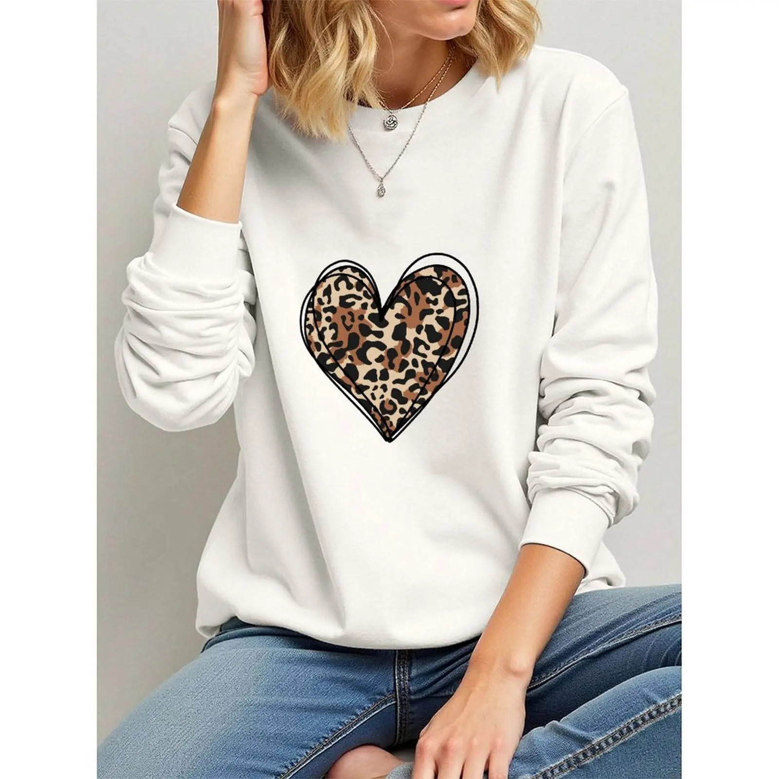 

O-Neck Sweatshirt Casual Abstract Animal Print Sports Pullovers Comfortable Velvet Long Sleeve Sweater Winter For Women 2025