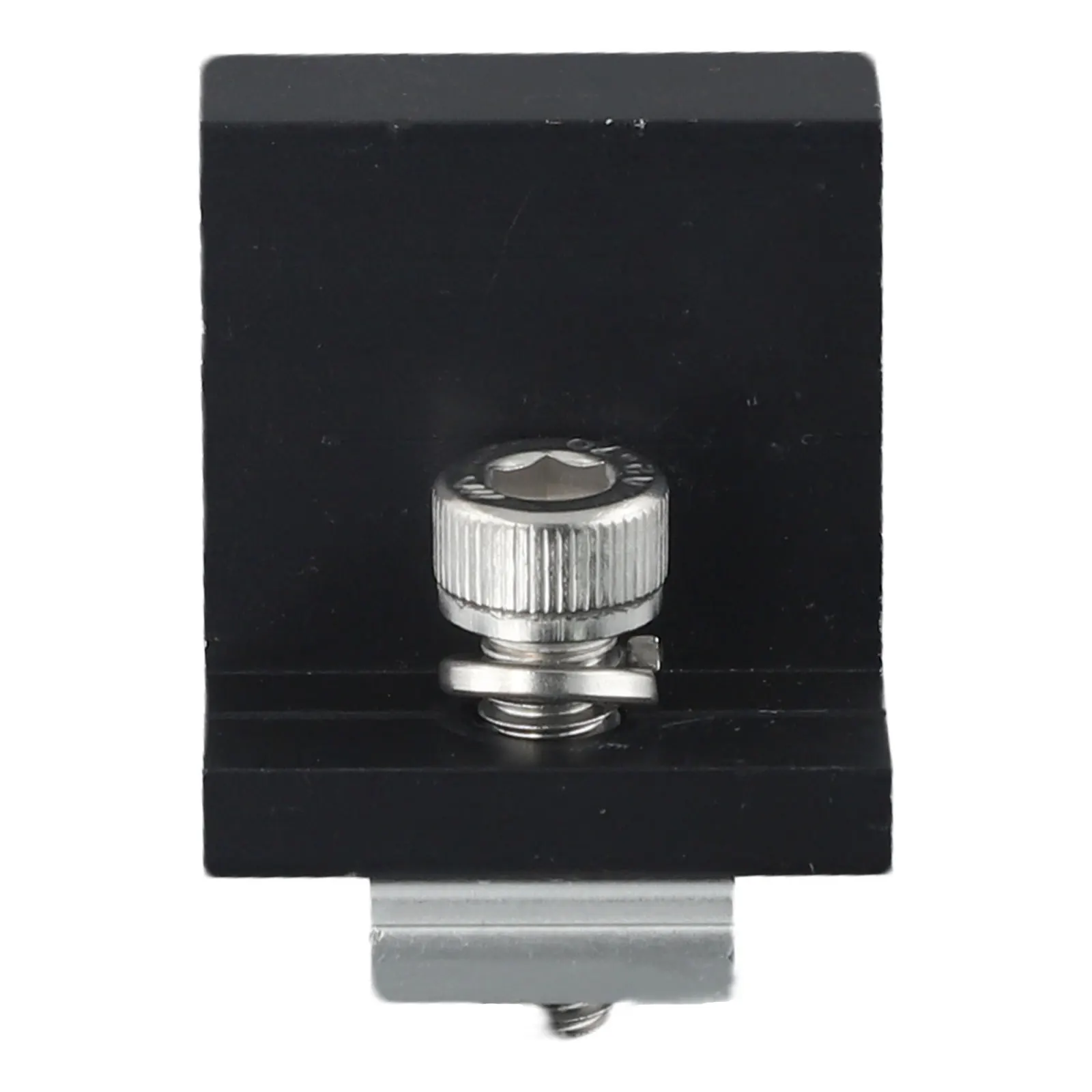 AL6005 Aluminum End Clamp and Middle Clamp for Fixed Solar Panel Mounting on Residential Commercial and Mobile Setups