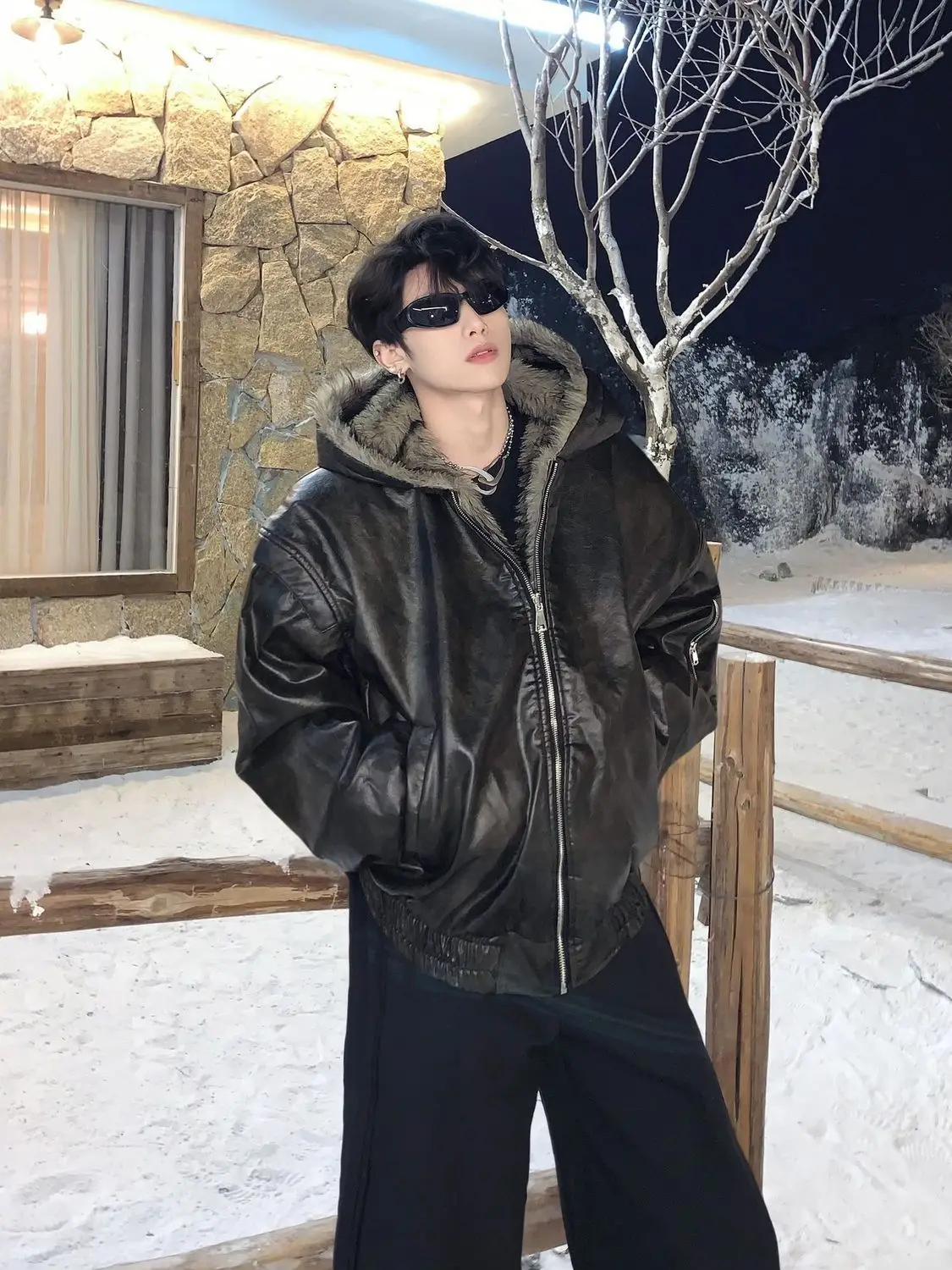 Men Black Zipper Long Sleeve Hooded Black Simple Daily Casual Trendy Loose Fit Faux Leather Jackets Winter Fashion Male Coats