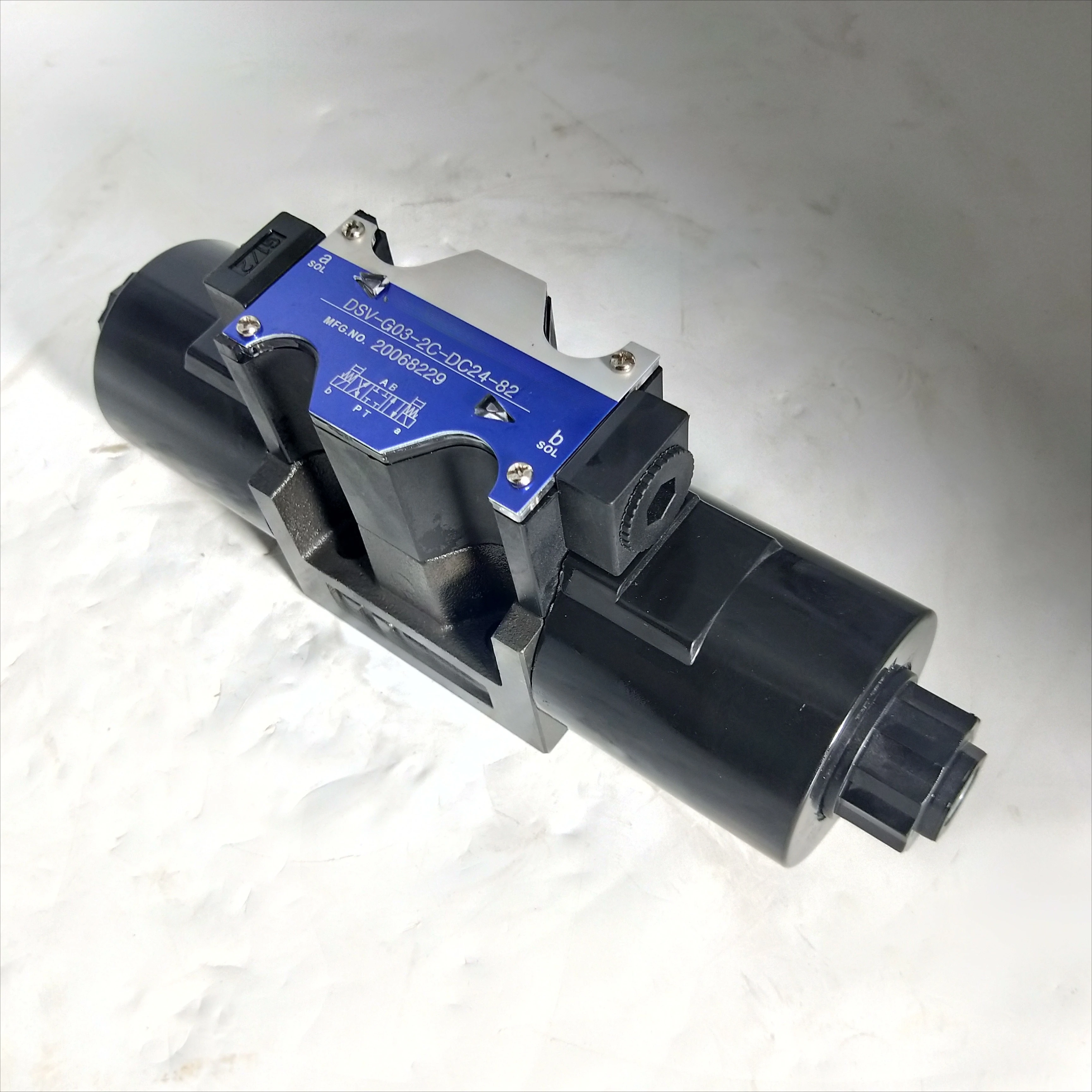 7OCEAN 70cean DSV DSV-G03-2C-DC24-82 صمام التحكم الاتجاهي ذو الملف اللولبي الهيدروليكي بأفضل الأسعار