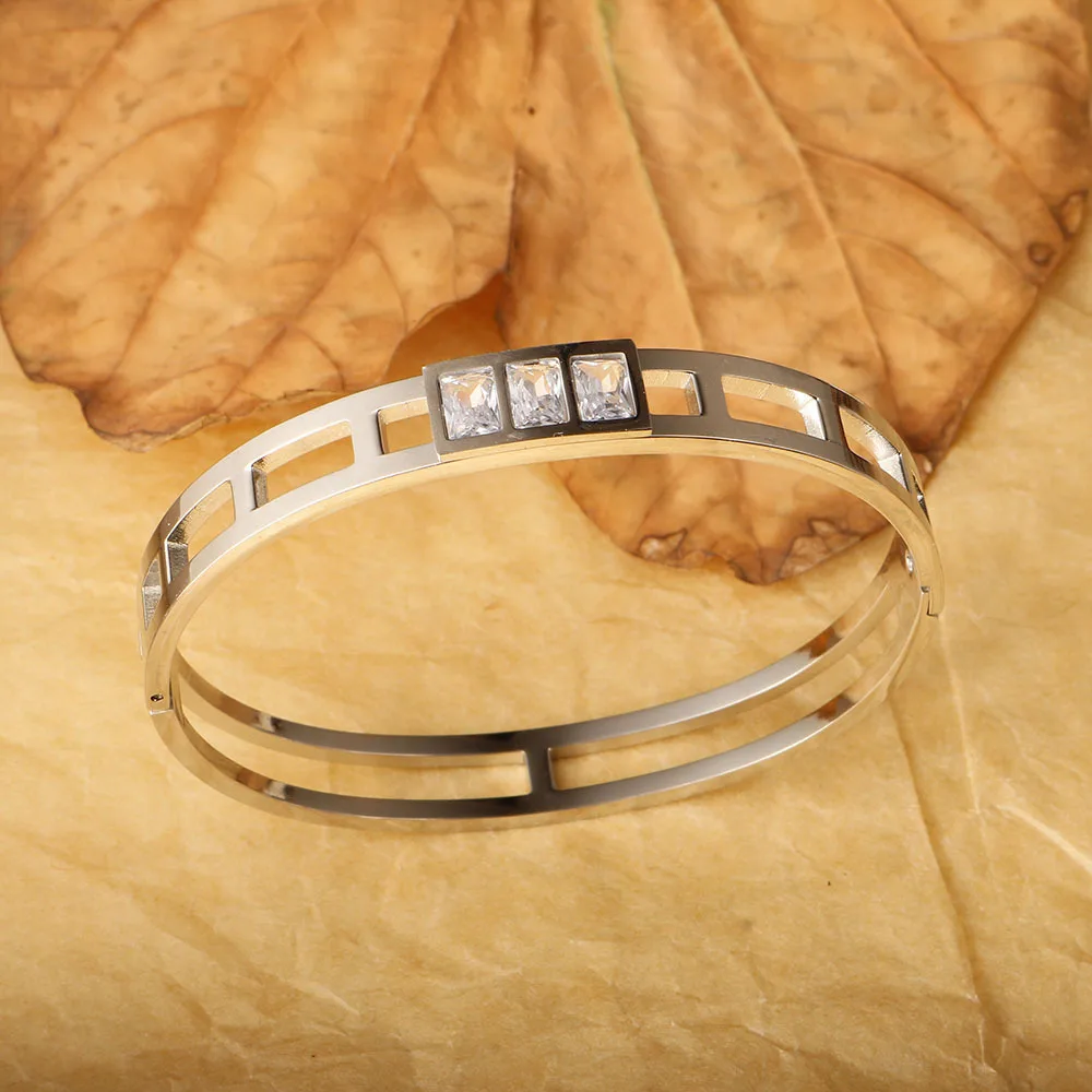 ジルコニア付きステンレススチールブレスレットシンプルジュエリー