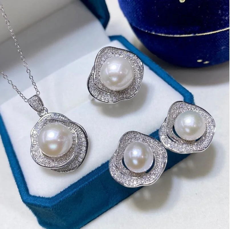 

Gorgeous AAAAA 12-13mm South China Sea White Earstuds Pearl Pendant Earring Set 925s.