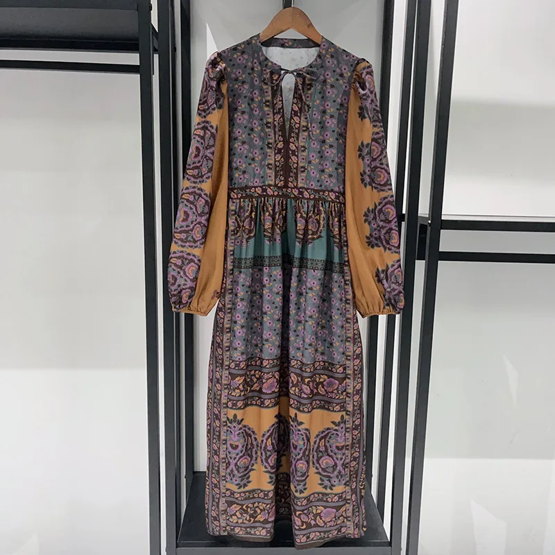 Niche 2025 بلوزة أنيقة لخريف وشتاء 2021 مطبوعة على الطراز العتيق ورقبة على شكل حرف V وتنورة وسراويل ومجموعة فساتين #2