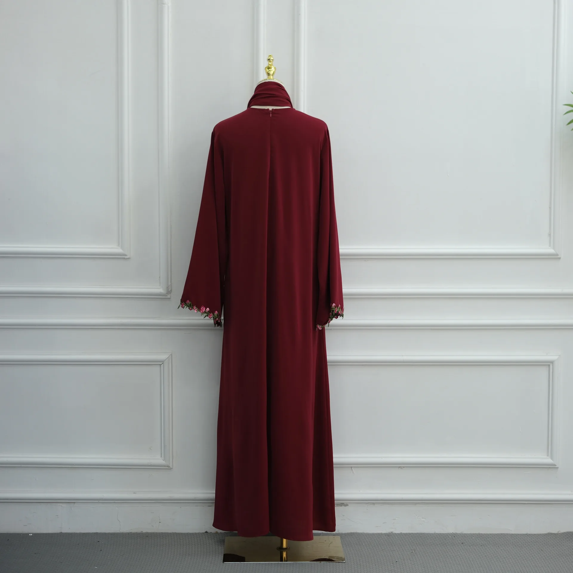 Zahraa Damenkleider Islamische Kleidung Freizeitkleid Spitzenblumen Neues Weiches Nida Geschlossenes Abaya Muslimisches Kleid mit Passendem Hijab – Detail 20