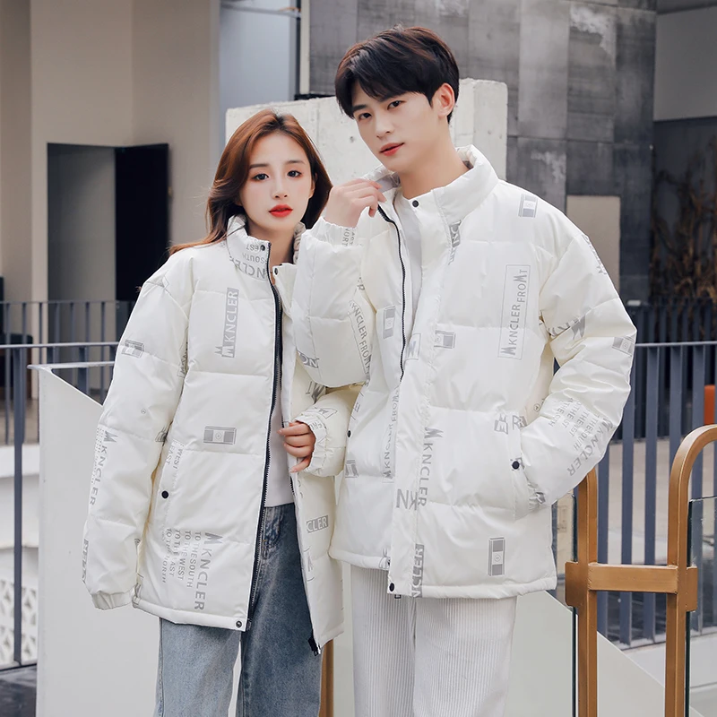 

Мужская молодежная модная куртка с принтом, воротником-стойкой, утепленная, с наполнителем из белого пуха, из полиэфирного волокна