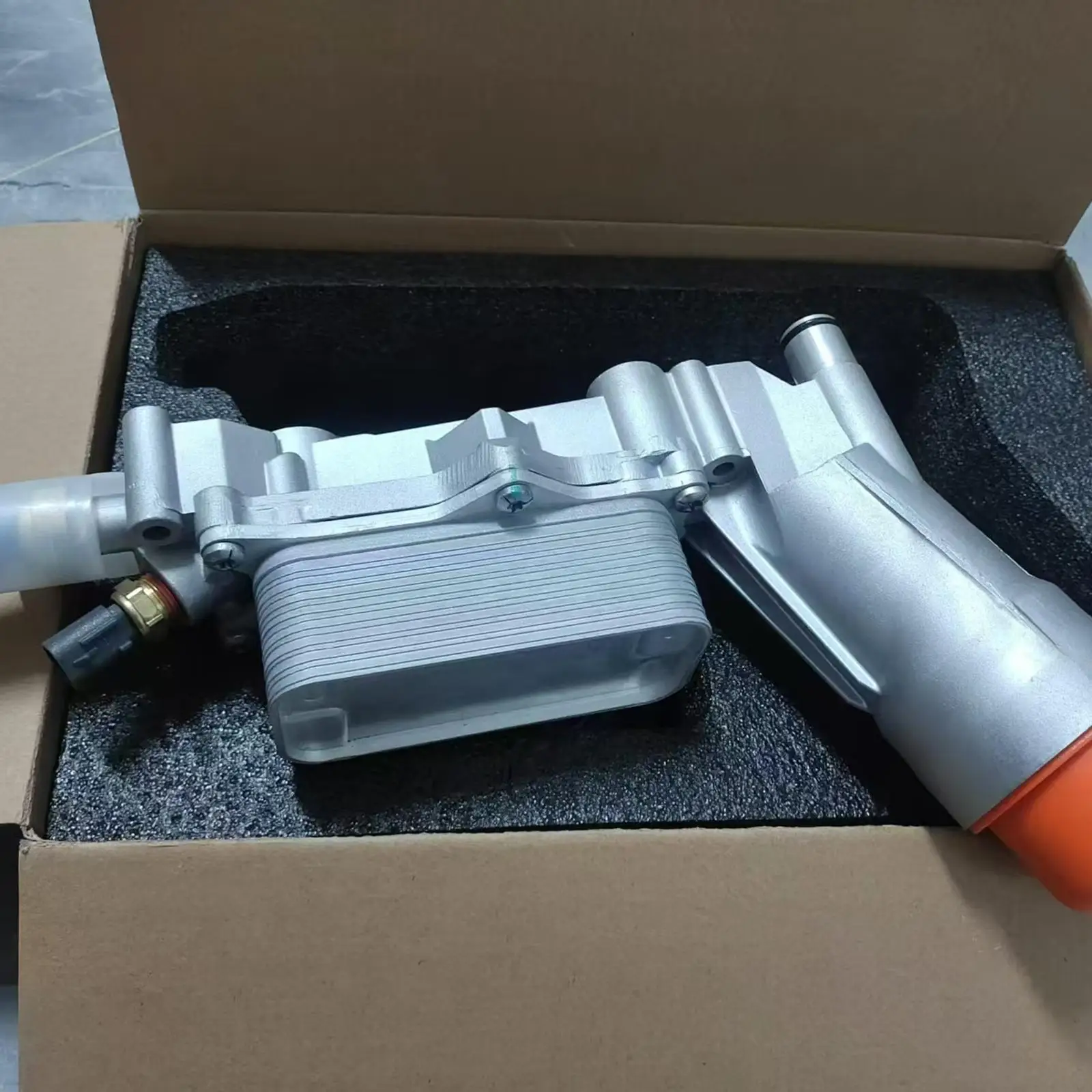 

High Performance Oil Filter Housing for Jeep Chrysler Dodge 68105583AB 68105583AD 68105583AE Car Engine Oil Parts