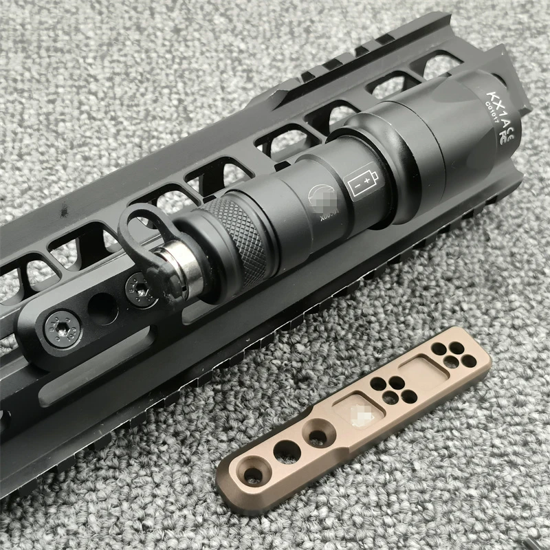 Mlok Inline Light Mount Thorntail for Surefire M300 M600 Scout Light Tactical Gear Flashlight Mount Base