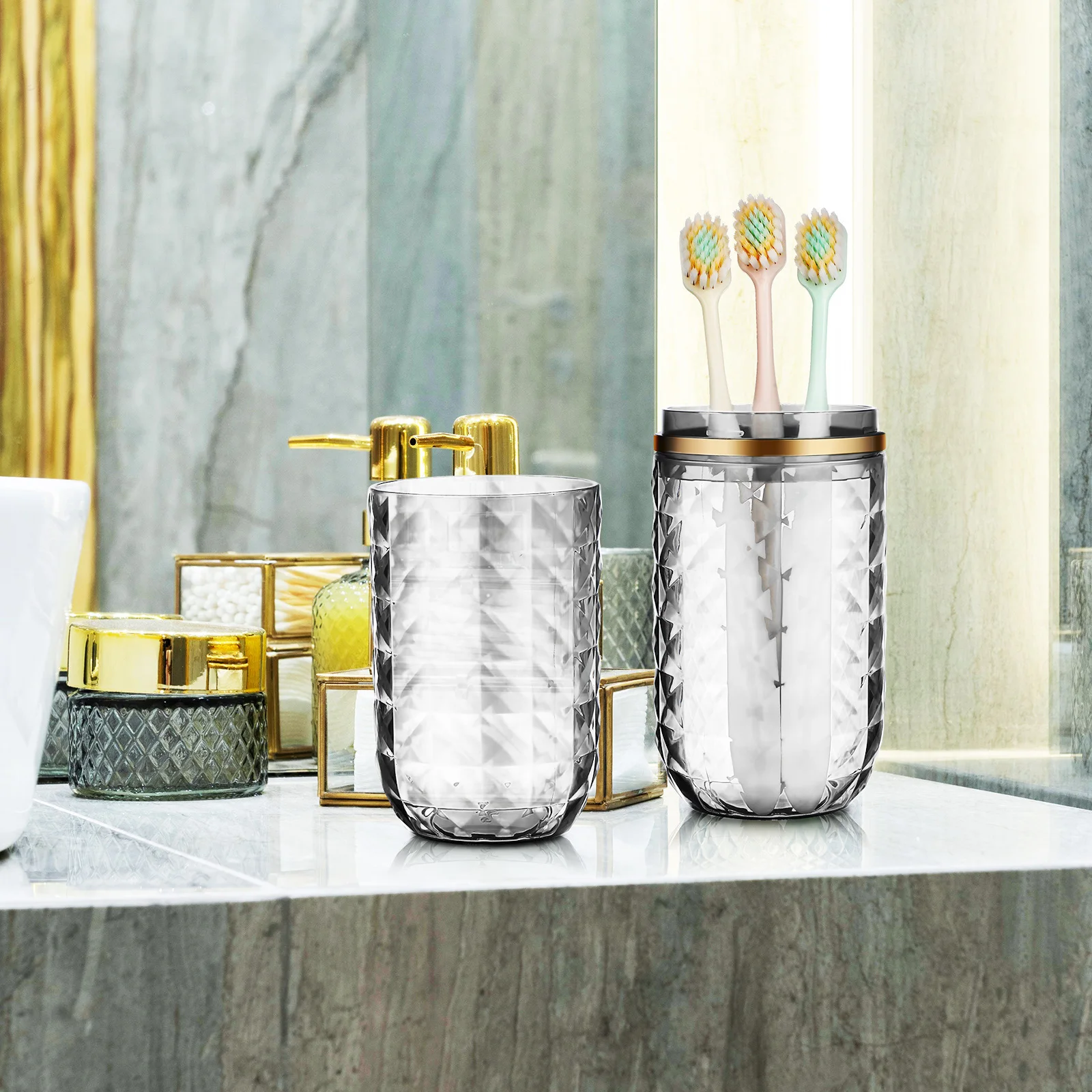 

Travel Toothbrush Transparent Portable Storage Case Toothbrush Holders For Travel Mouthwash Cup Plastic Holder Container