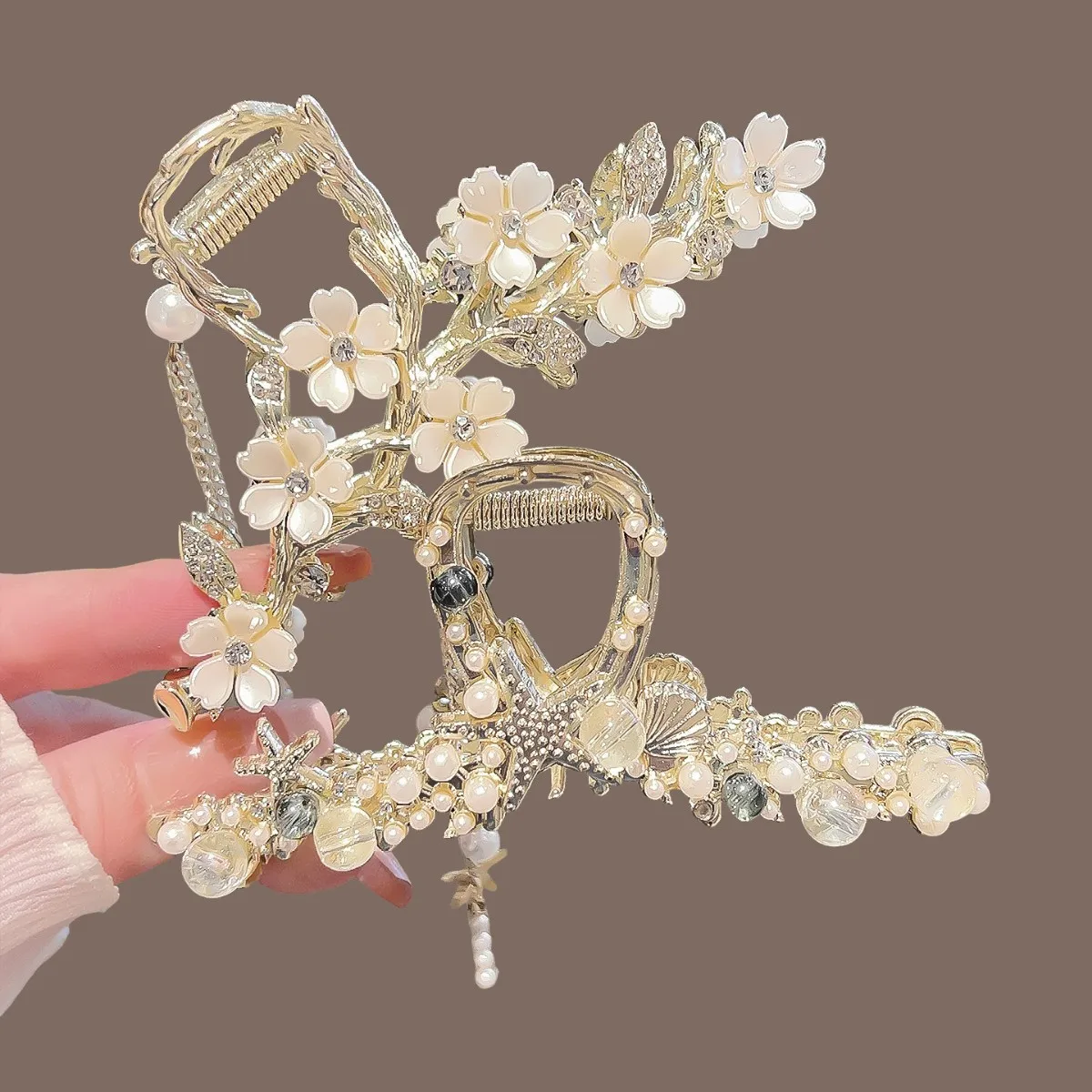 Lily of Valley Tassel Hair Claw Clip Women Vintage Alloy Plated Gold Anti Slip Twist Updo Styling for Wedding Party Daily Wear view 3