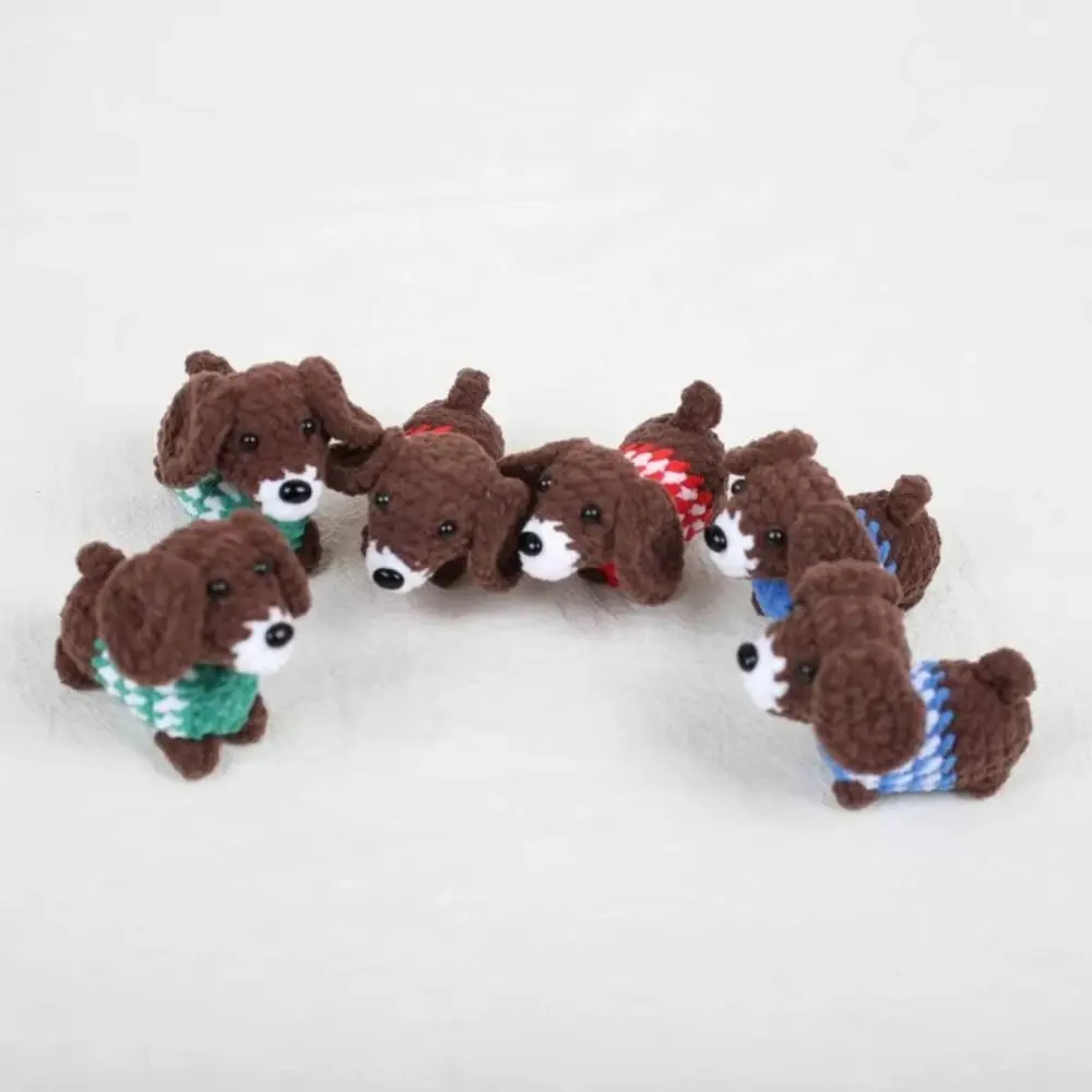 Fashion Handmade Crochet Keychain Animal Knitted Dachshund Dog Keychain Mini Cute Knitting Keyrings Backpack