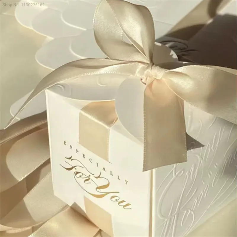 Gift Paper Box with Gold Ribbon for Wedding Bridesmaid Souvenirs Baptism Sugared Almonds Container Small Candy Boxes