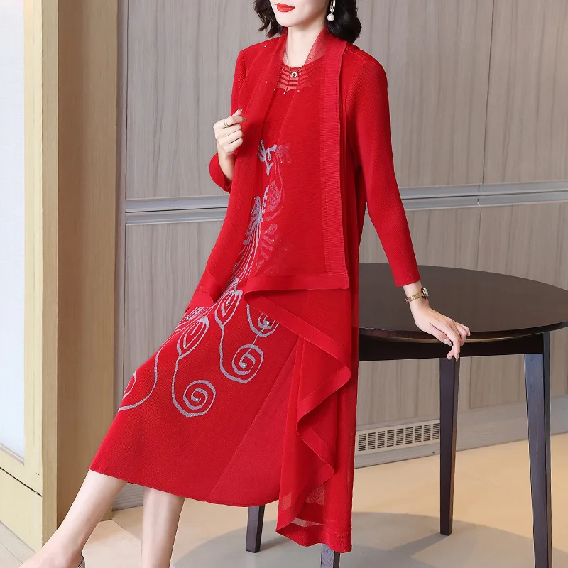 Mom Wedding Suit Long Dress Autumn 2022 New Plump Girls Slim Looking Large Size Women's Wear Miyake Pleated Fake Two-Piece Dress