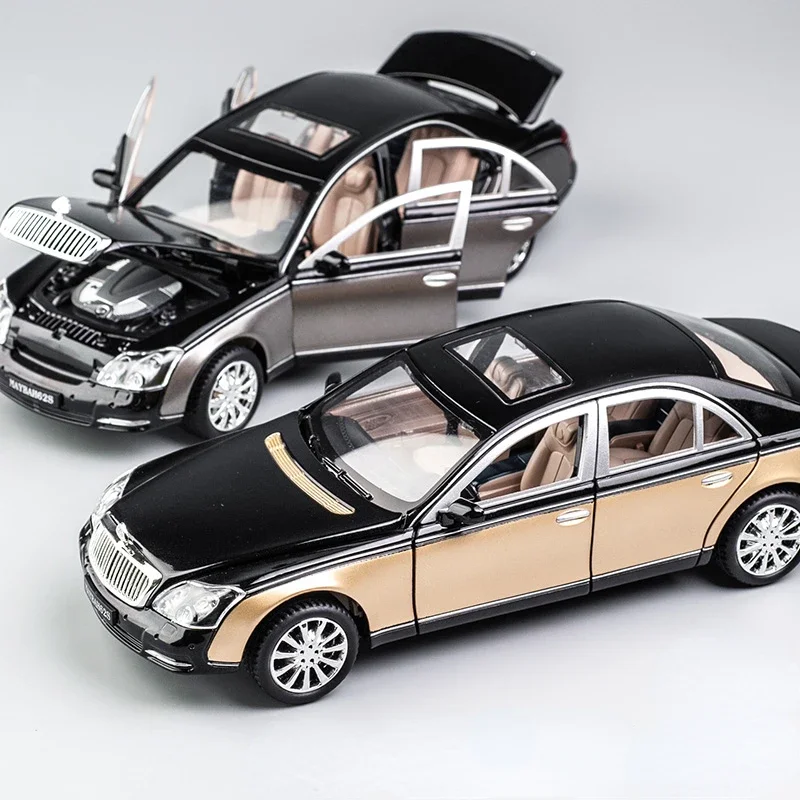 1:24 Maybach 62S Sedan Car Alloy Car Model Diecast Metal Toy Vehicles Car Model Simulation Collection Childrens Toy A98