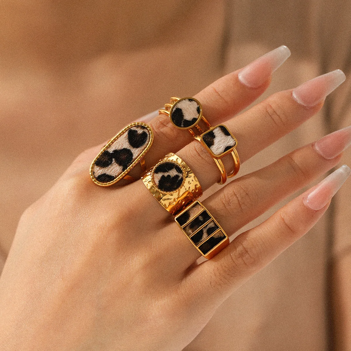 Vintage Stainless Steel Leopard Print Open Ring Luxury 18K Gold Plated Geometric Stackable Rings Statement Jewelry Party Gift