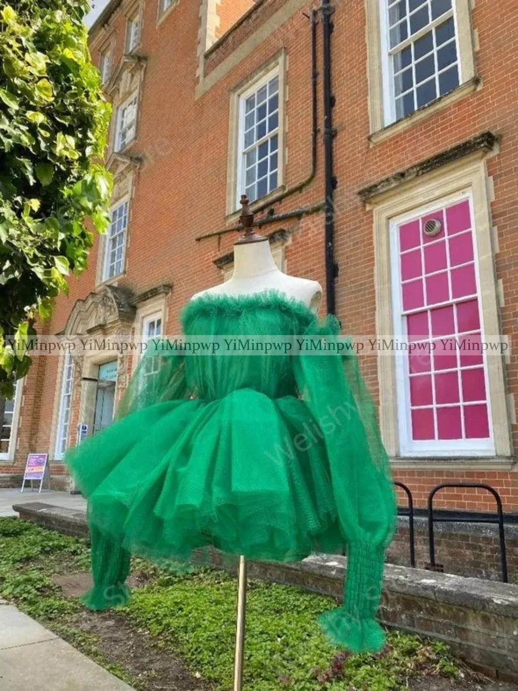 Princess Ball Gown Homecoming Dresses for Black Girls Off Shoulder Long Sleeve Tulle Short Prom Birthday Party Gowns Bespoke