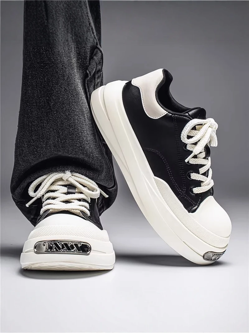 

Casual Canvas Men's Shoes 2026 New Style Summer Trend Thick Bottom Heightening Black Leather Panel Sporty Versatile Fashion S...