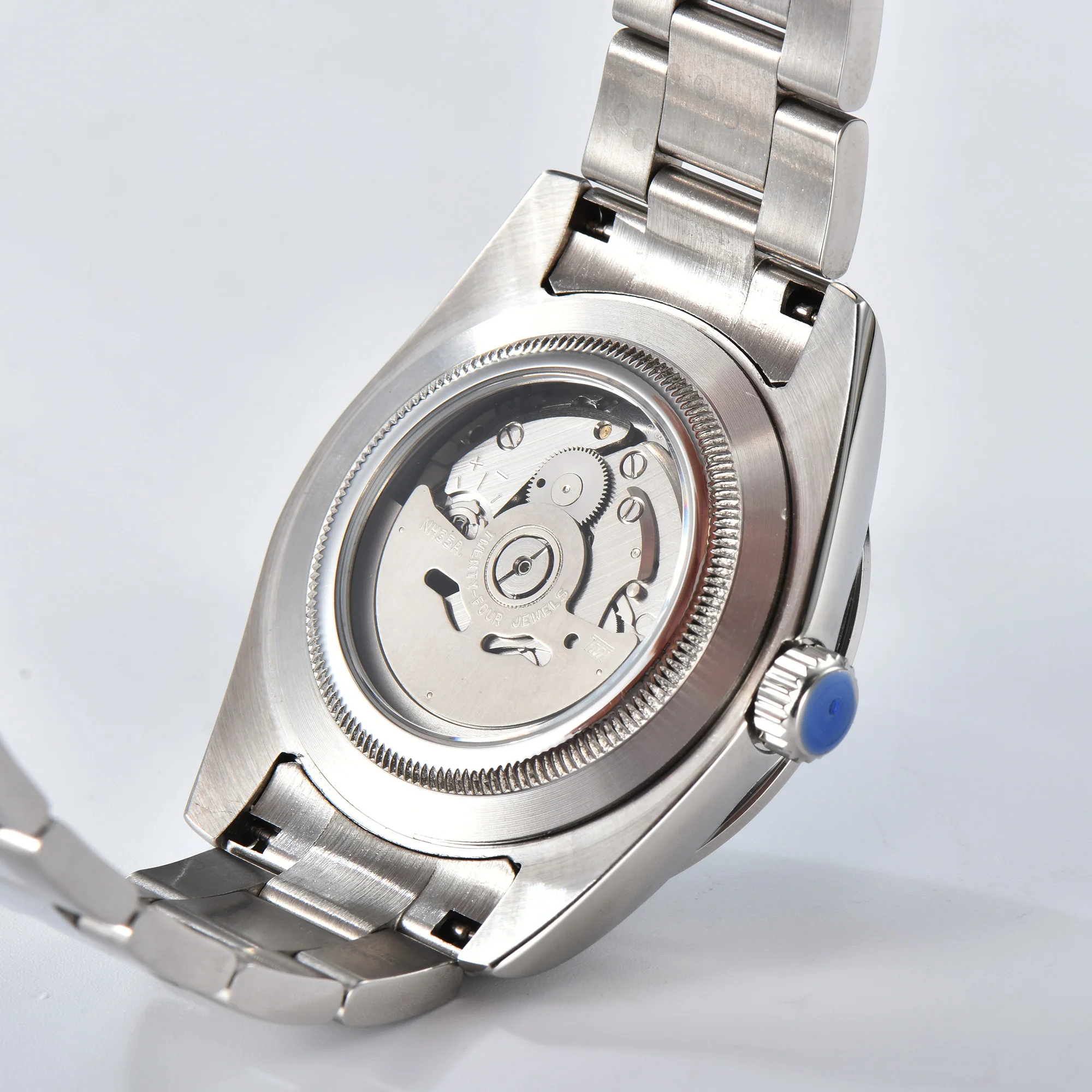 39MM Waterproof 100 Rice Stainless NH35 Case NH35 Automatic Movement Silver Case Sapphire Crystal Blue Luminous Dial Custom Watc