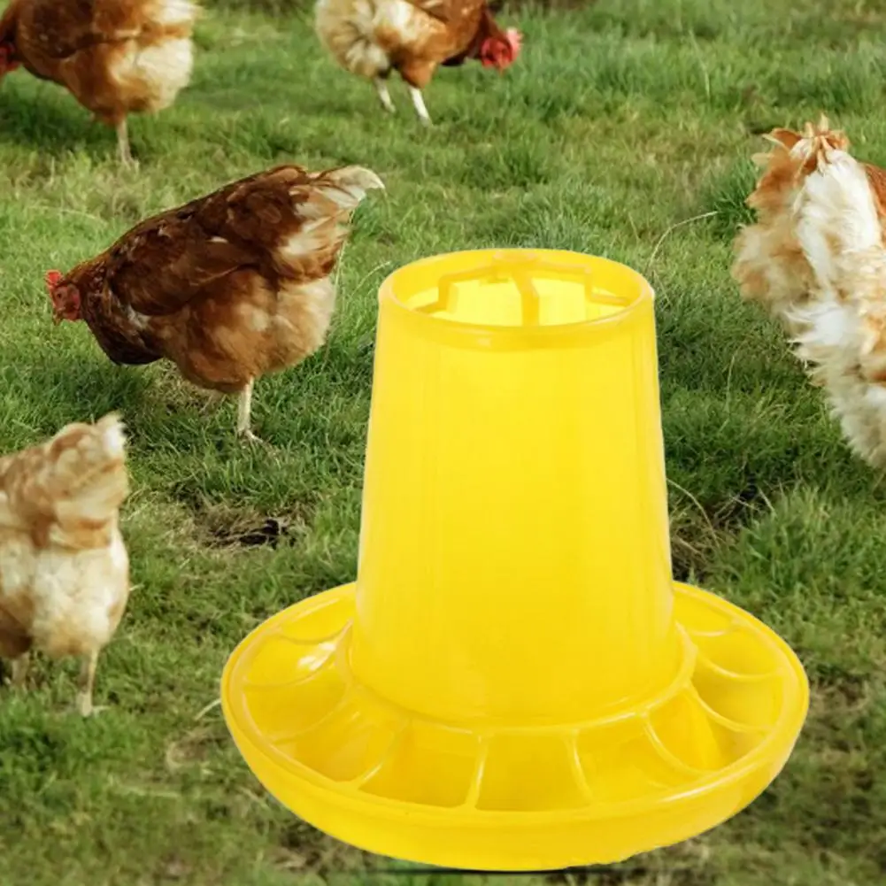 Fashion Anti-scratch Convenient Eco-friendly Strong Toughness Portable Poultry Feeder Poultry Feed Bucket Wear-resistant