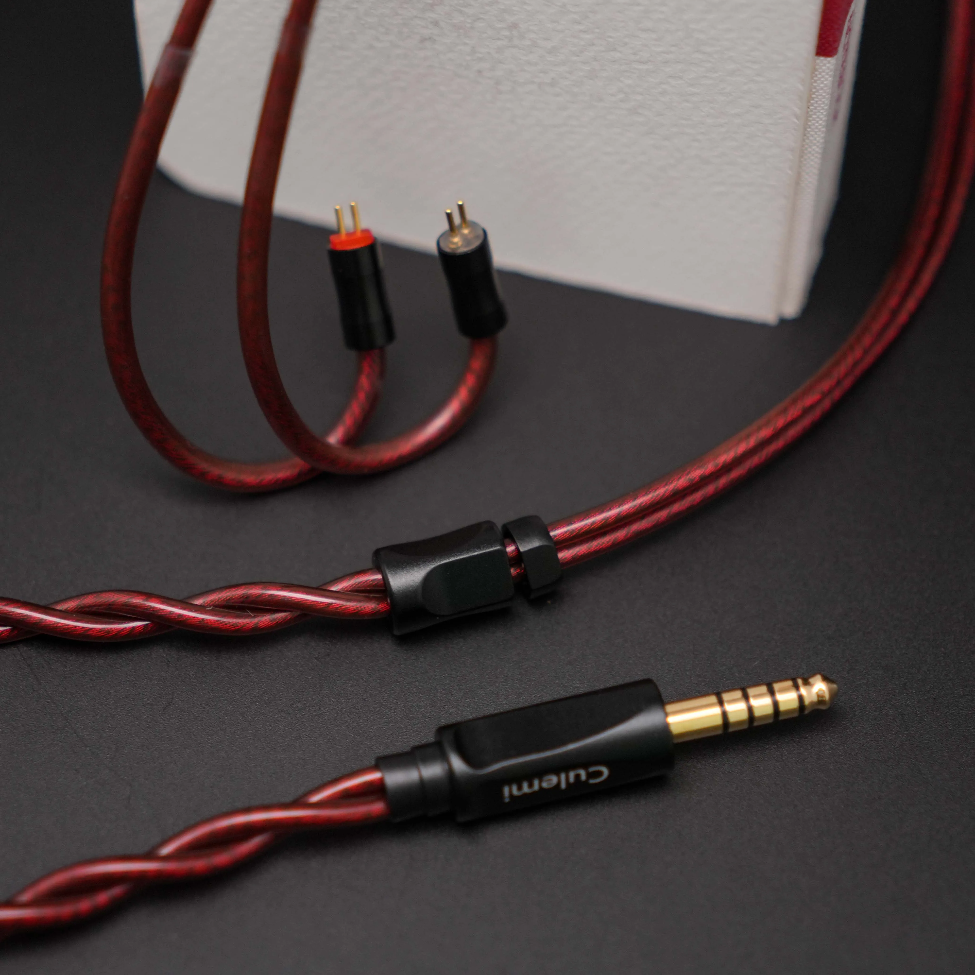 Culemi Blood Moon 2 Core IEM-Kabel 3,5mm/2,5mm/4,4mm MMCX/0,78 2Pin Balance Upgrade Ersatzkabel – Detail 6