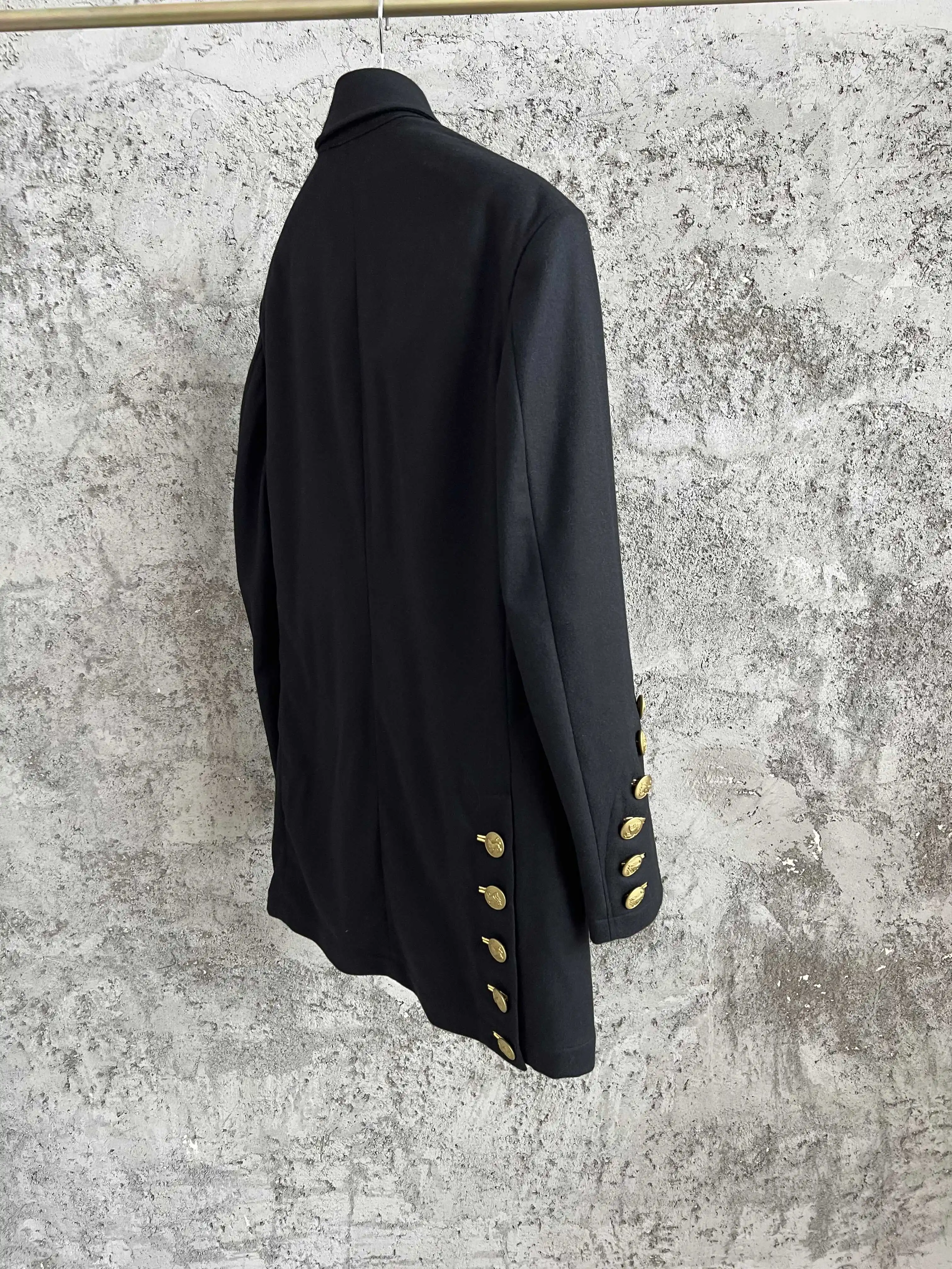 Jaqueta de lã com botão dourado TOP-YAMAMOTO