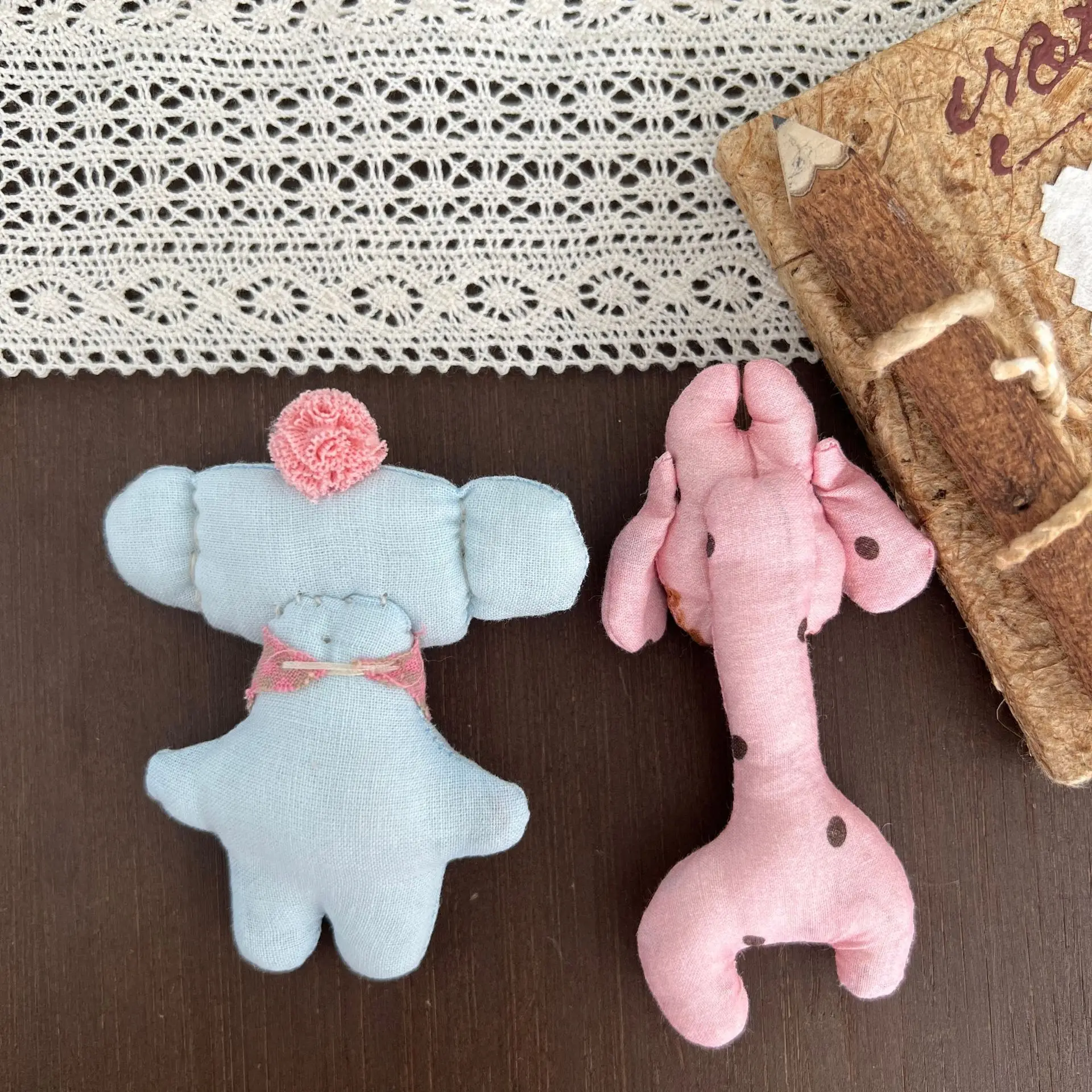 Japanese Fabric Cartoon Giraffe Elephant Brooch Stuffed Keychain Phone Strap DIY Handmade Accessory
