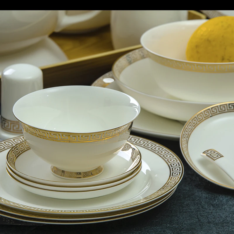 58pcs Dinnerware Set Dish Set China Ceramic High-grade Bone China Dinnerware Set European Gold Phnom Penh Bowl Plate