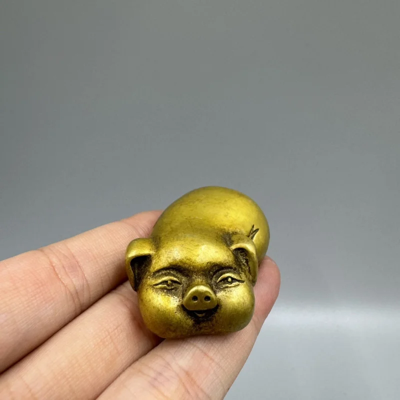 Antique collectible copperware solid pig ornament, pure brass tea pet, hand-held piece, paperweight, decorative craft