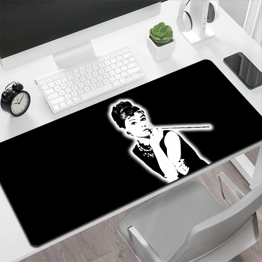 Imagem -03 - Audrey Hepburn Mouse Pad Grande para Jogos Tapete de Mouse pc Gamer Grande Mousepad Tapete de Mesa de Teclado Xxl