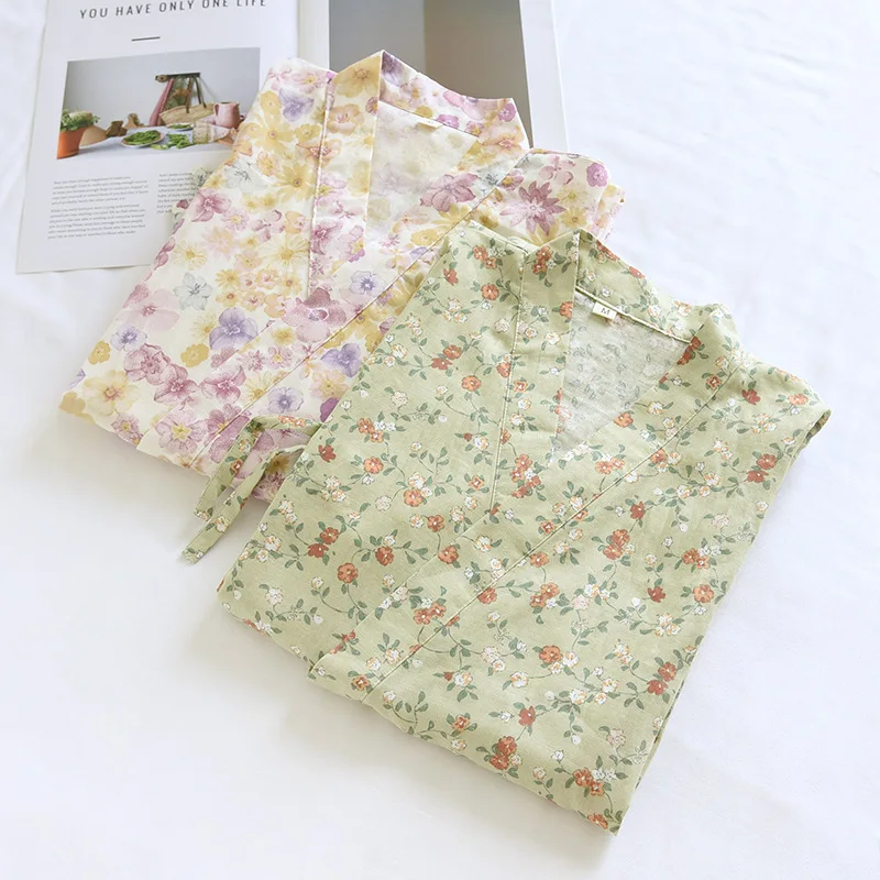 

Floral Print Women's Summer Half Sleeve Kimono Cotton Thin Large Size Bath Towel Kimono Robes Pajama Women Bathrobes