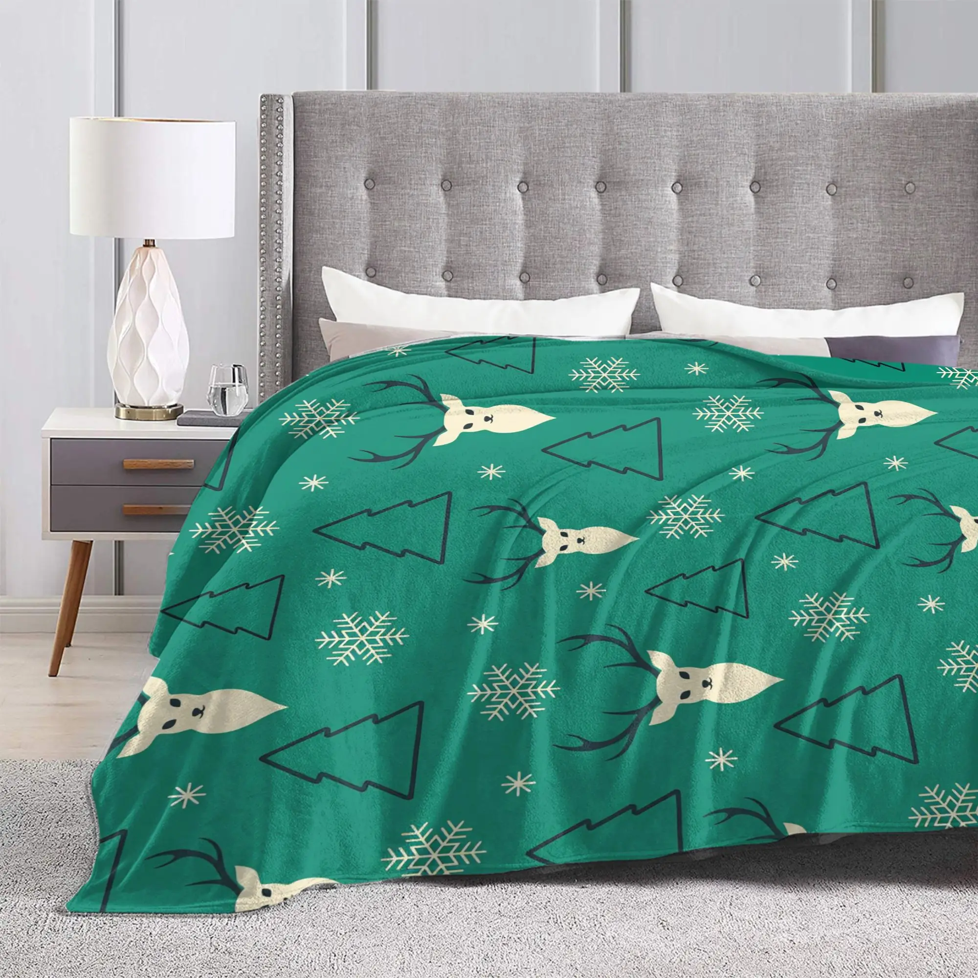 Christmas  Deer Trees Snowflakes Wool Blanket Winter Holiday Customized Throw Blanket for Home Hotel Sofa  125*100cm Bedspreads