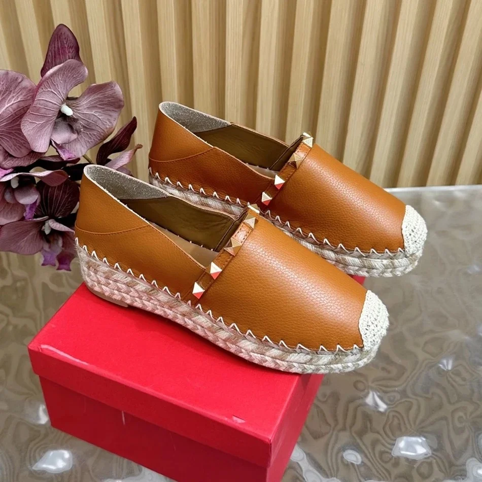 mew Top Quality 2025 New Genuine Leather Rivet Platform Loafers Shoes Shallow Espadrilles Fisherman Shoes De Mujer