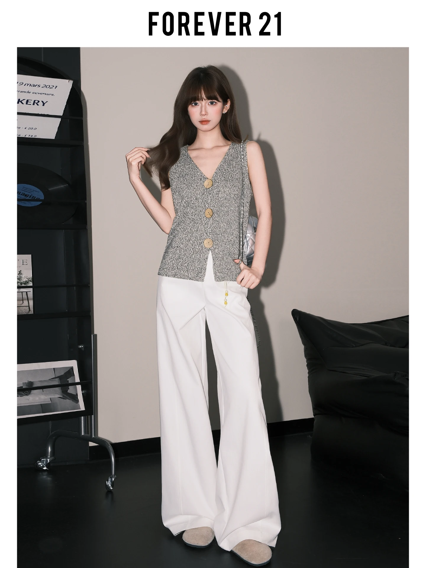 Calças Casuais Femininas Forever 21 Estilo Americano de Cintura Alta com Perna Larga, Soltas, Efeito Emagrecedor e Caimento Fluido, Modelo Reto
